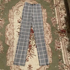 Nygard luxe slims . slim straight . size small .